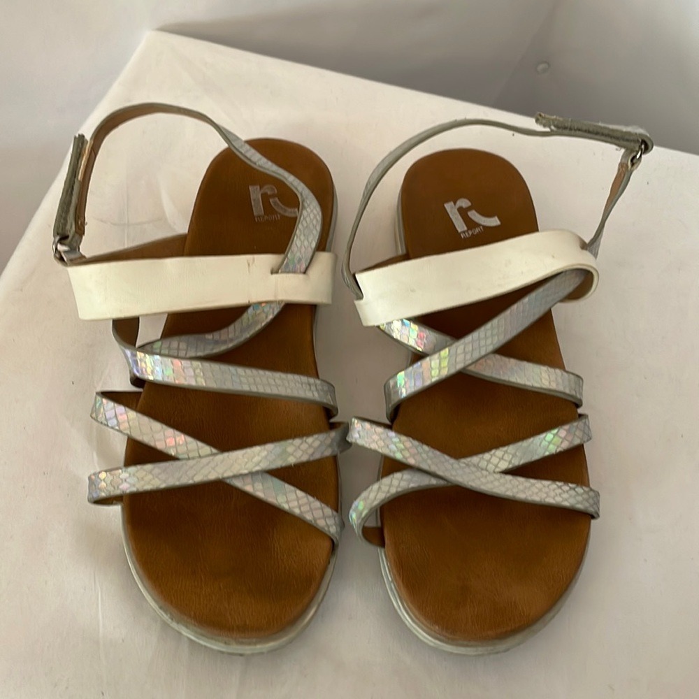 Report sandals straps snake print silver rainbow metallic size 3
